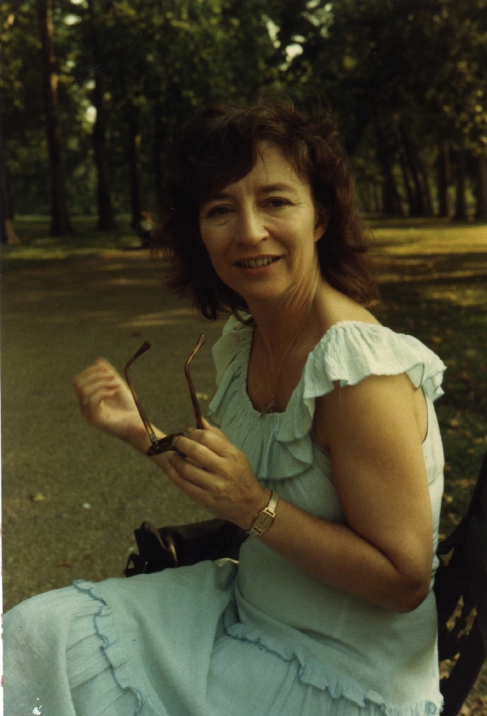 19800000 CAROL ALLEN.jpg